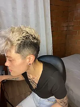 Snapshot of Megan-c chatting on 06/21/26, 01:41 Megan-c online show from 06/21/26, 01:41