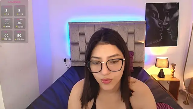 candy tina online show from 04/12/26, 03:28