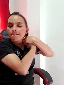 kasandra 85 online show from 04/28/26, 01:16