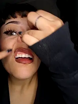 seijaku  online show from 04/19/26, 12:54