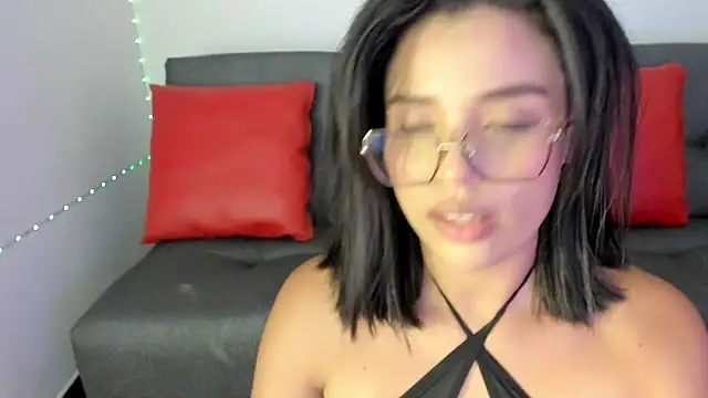 amarawalker1 online show from 04/29/26, 04:55