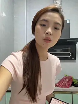 Snapshot of Mimiluv1234 chatting on 04/14/26, 12:00 Mimiluv1234 online show from 04/14/26, 12:00