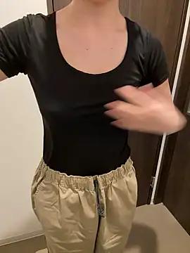 MOMO ch oo online show from 06/11/26, 05:27