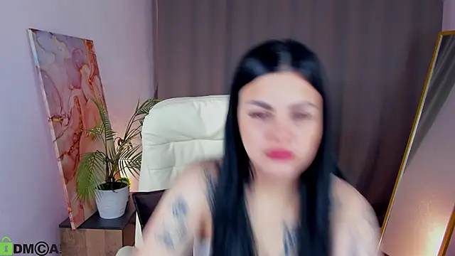 Oliviabagheera online show from 04/13/26, 04:07