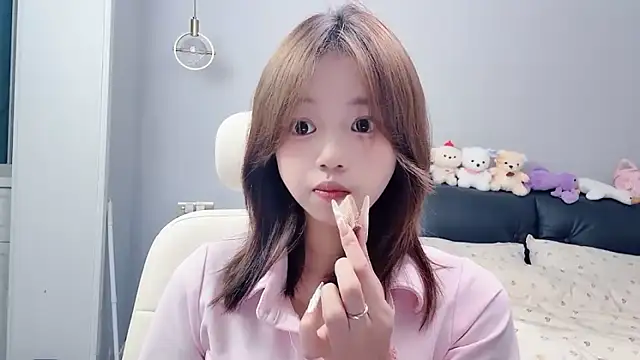 Lilababy00 online show from 06/07/26, 12:09