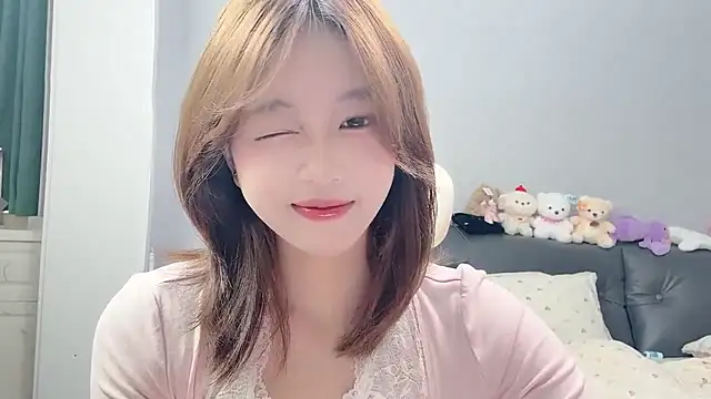 Lilababy00 online show from 06/08/26, 05:19