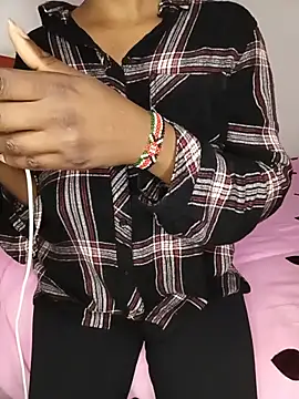 MsCutie online show from 04/09/26, 07:58