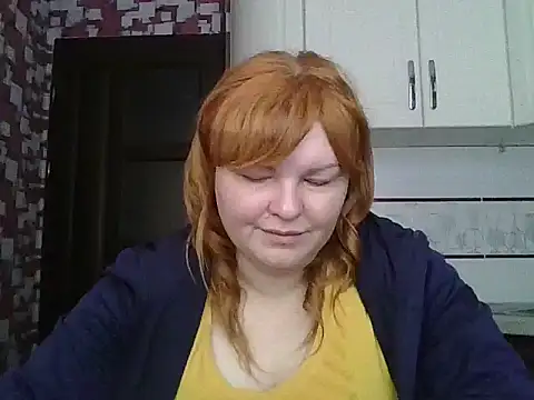 Snapshot of KrisryOxNikss chatting on 05/17/26, 04:43 KrisryOxNikss online show from 05/17/26, 04:43