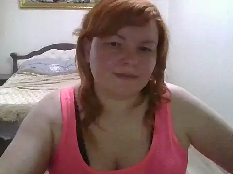 Snapshot of KrisryOxNikss chatting on 06/07/26, 06:39 KrisryOxNikss online show from 06/07/26, 06:39