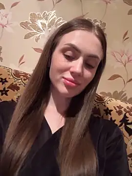 AlinaLove3213 online show from 06/04/26, 08:26