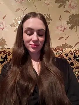 AlinaLove3213 online show from 06/11/26, 08:29