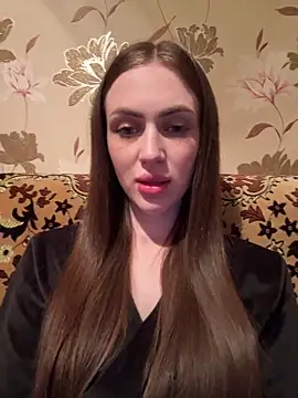 AlinaLove3213 online show from 06/12/26, 07:35