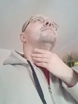 Luceriusbigass online show from 12/14/24, 07:40