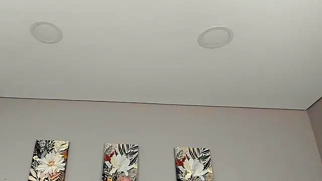 Victoria  lee online show from 04/24/26, 03:09