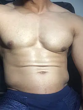 guh2026 online show from 04/15/26, 01:12