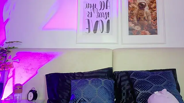 Gabbie Danger online show from 04/15/26, 11:39