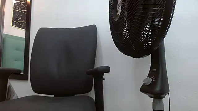 PowerLustX online show from 04/19/26, 03:06