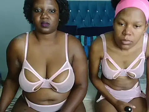 YourWifeyLily online show from 05/13/26, 10:49