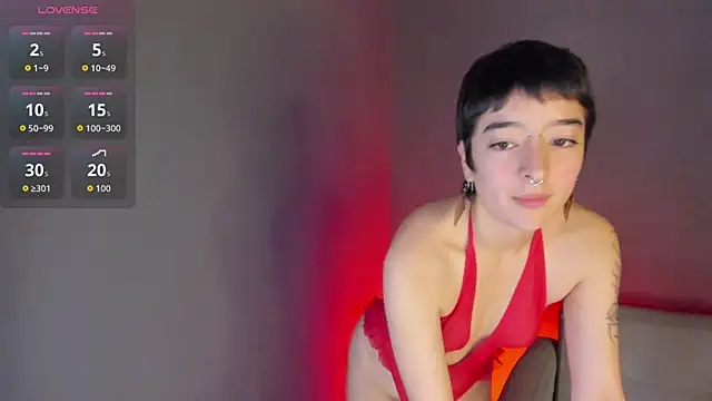 Snapshot of Atheena__ chatting on 07/10/26, 01:03 Atheena online show from 07/10/26, 01:03