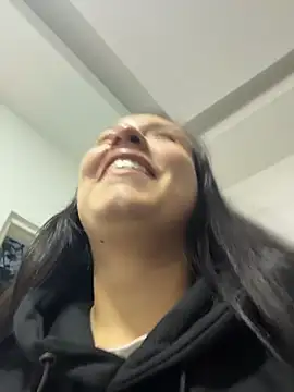 Snapshot of Belavelvet chatting on 04/07/26, 08:42 Belavelvet online show from 04/07/26, 08:42