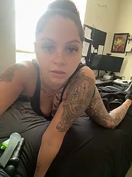 Tattedphoenix online show from 05/01/26, 02:32