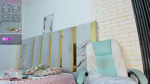 Nova-Zay online show from 04/16/26, 12:17