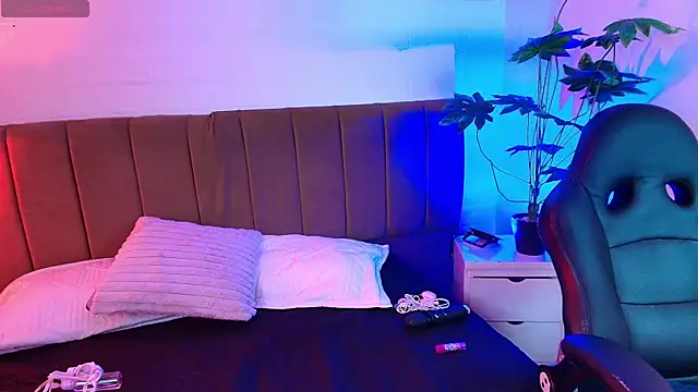 Alina Marks online show from 04/18/26, 07:07