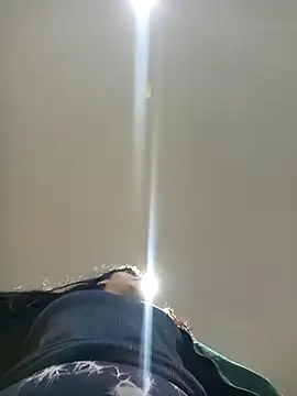 celeste beacker online show from 04/17/26, 01:41