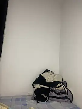 DarkSirenQueen online show from 04/21/26, 09:37