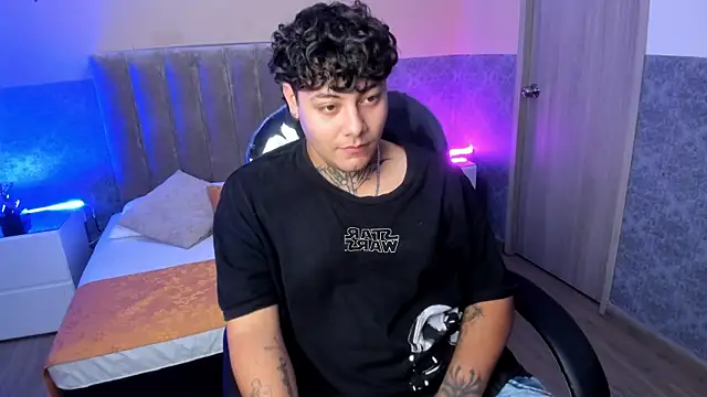 DAMON SALVATTORE online show from 04/22/26, 03:31