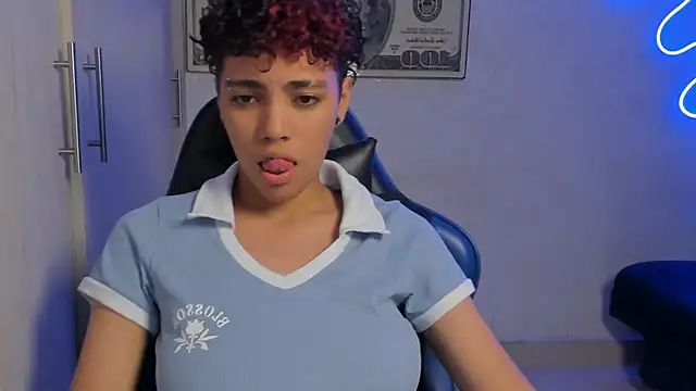 axel luxxx online show from 04/23/26, 05:52