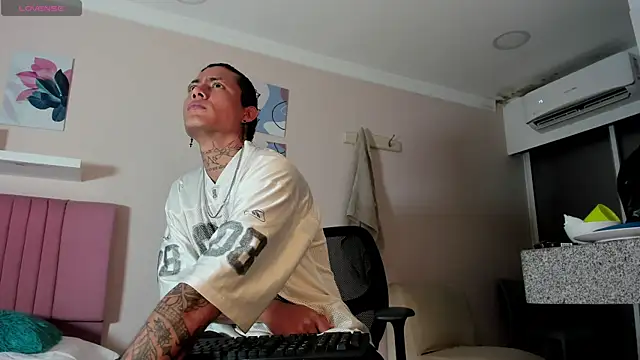 Damian Romanoff online show from 04/24/26, 04:59