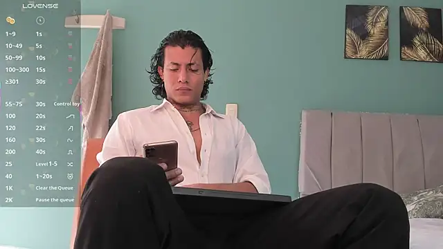 Damian Romanoff online show from 05/13/26, 02:58
