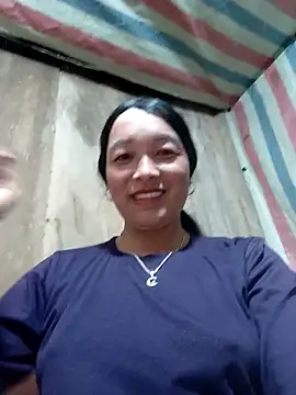 Snapshot of vanlucky2 chatting on 04/21/26, 10:21 vanlucky2 online show from 04/21/26, 10:21