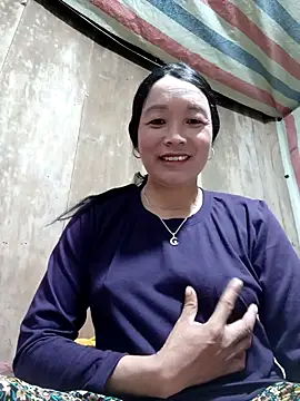 Snapshot of vanlucky2 chatting on 04/30/26, 02:51 vanlucky2 online show from 04/30/26, 02:51