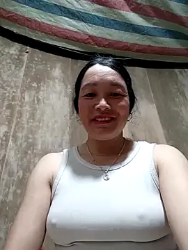 Snapshot of vanlucky2 chatting on 05/05/26, 11:46 vanlucky2 online show from 05/05/26, 11:46