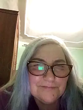 AureliaSky598 online show from 04/18/26, 07:58