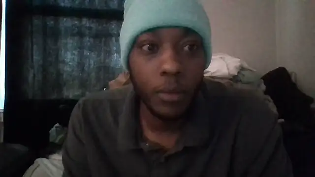Snapshot of zdaddymm chatting on 04/11/26, 12:53 zdaddymm online show from 04/11/26, 12:53