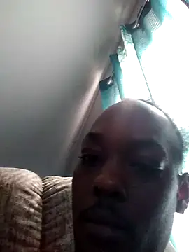 Snapshot of zdaddymm chatting on 05/11/26, 08:50 zdaddymm online show from 05/11/26, 08:50