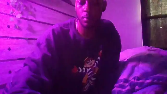 Snapshot of zdaddymm chatting on 07/05/26, 02:02 zdaddymm online show from 07/05/26, 02:02