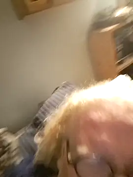 ChrisMtl83 online show from 04/08/26, 04:45