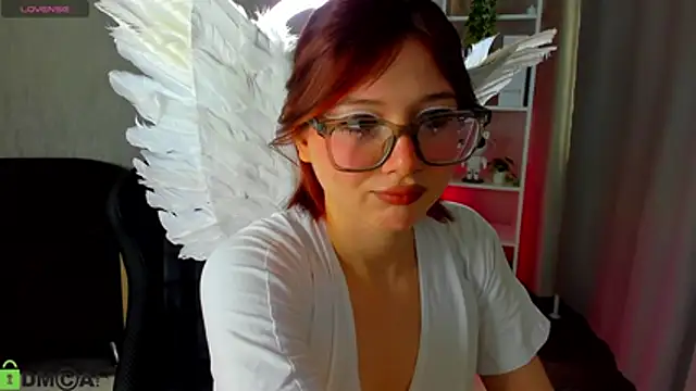 Lessi Panic online show from 04/24/26, 12:57