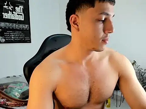 Snapshot of Max_valiant chatting on 04/09/26, 01:27 Max valiant online show from 04/09/26, 01:27