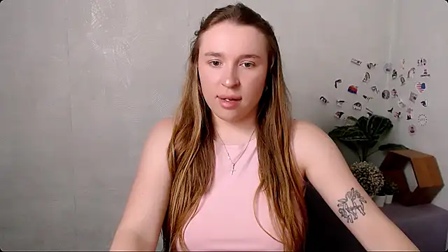 Snapshot of KassiaRayne_ chatting on 05/20/26, 12:33 KassiaRayne online show from 05/20/26, 12:33