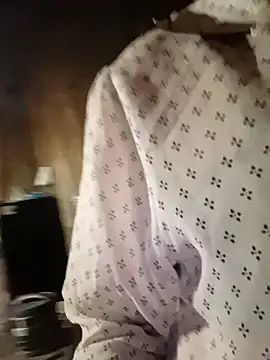 ross001 online show from 04/10/26, 01:49