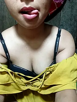 ross001 online show from 04/18/26, 11:16