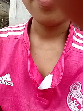 ross001 online show from 04/23/26, 02:02