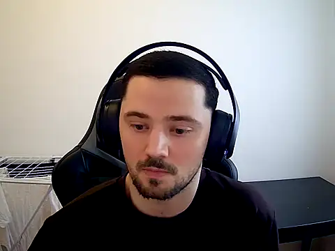 Justforfun4you93 online show from 04/08/26, 08:14