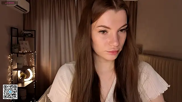 Snapshot of JerleneBelfy chatting on 04/24/26, 04:04 JerleneBelfy online show from 04/24/26, 04:04