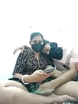 hornycouple096 online show from 04/18/26, 07:07